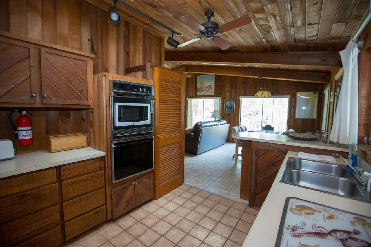 Riverfront Treetop Bungalow Homosassa Luaran gambar